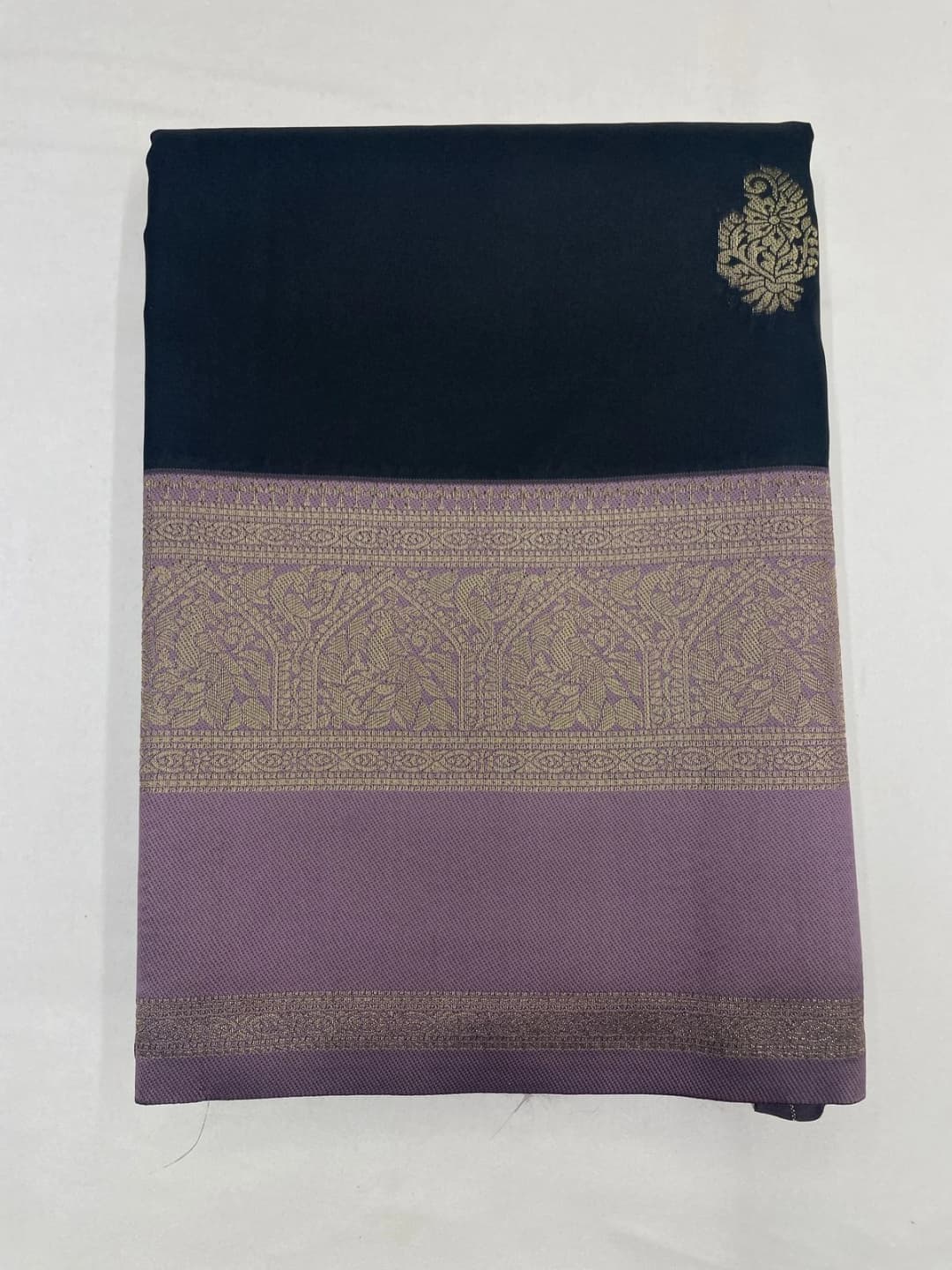 Colours of Navratri Black and Lavender with Motif QS248682