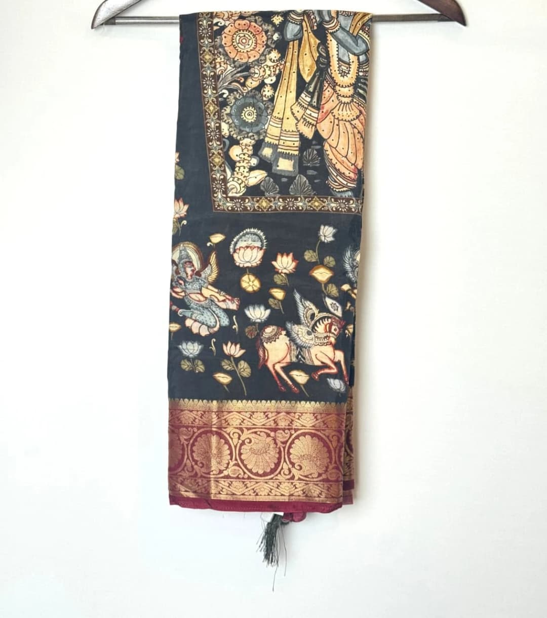 Kalamkari Saree Exquisite Black Pattachitra/Kalamkari Style Mythological Saree QS260965