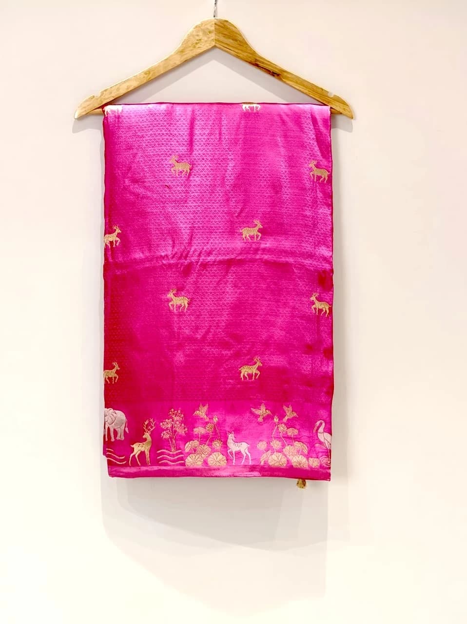 Satin Banarasi Navaratri Pink Silk Saree with Deer and Animal Motifs QS253174