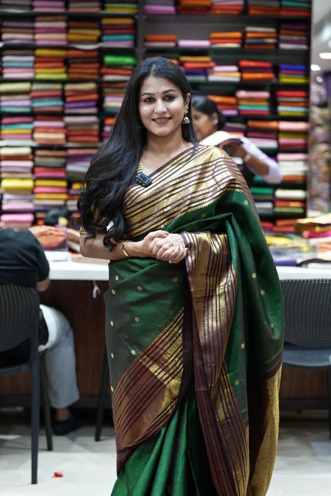 Kanchipuram Pure Silk Saree Deep Green with Maroon & Gold Pallu QS241511