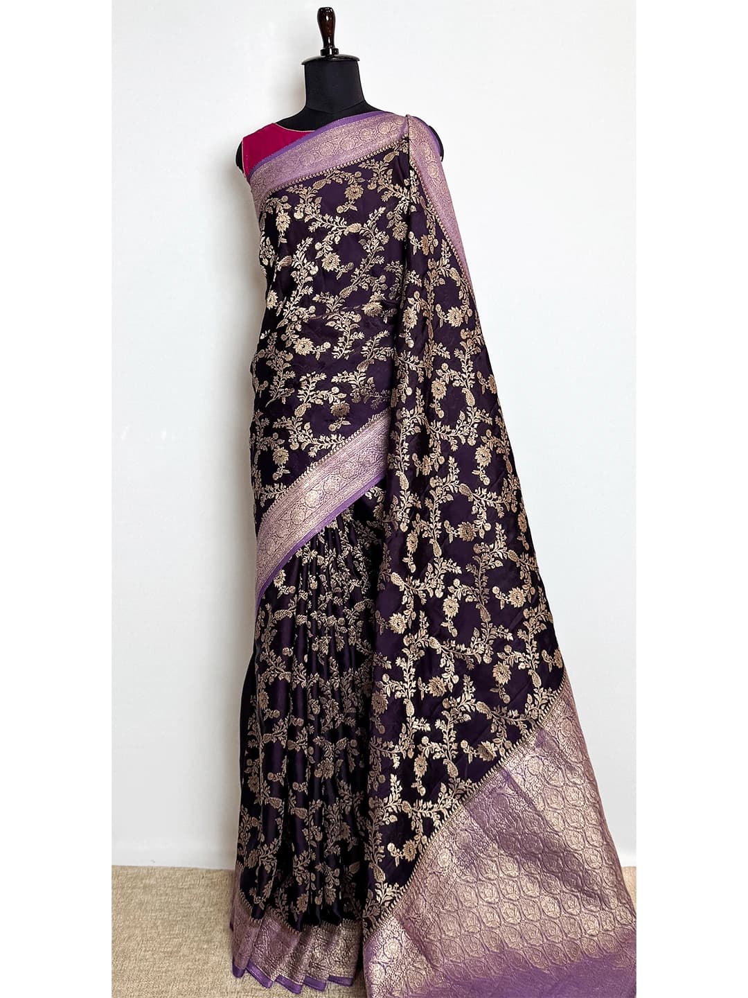Banarasi Saree - Wine Colour With Lavendar Border - QS212522