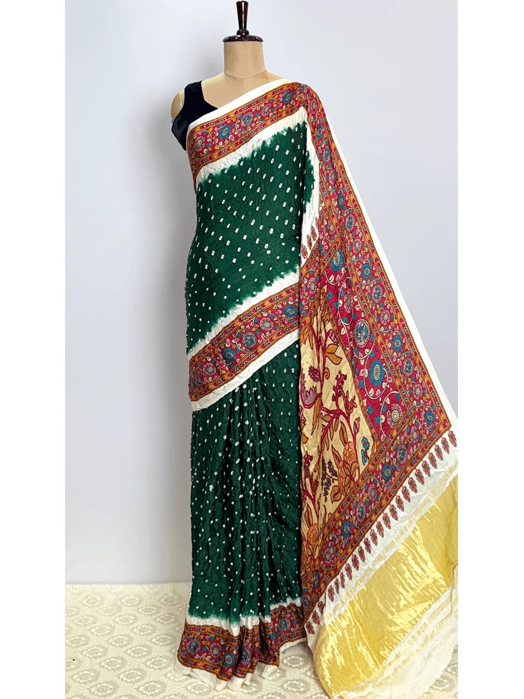 Crush Bandhani Saree - Dark Green Colour - QS219997